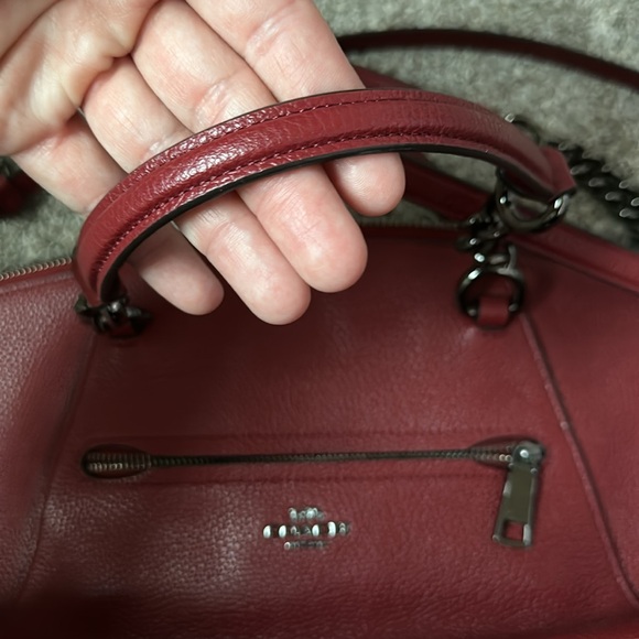 Coach - Picture 3 of 7